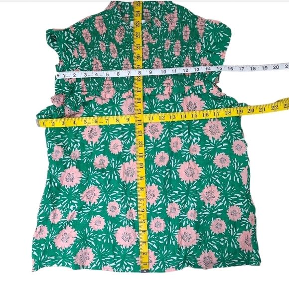 THML Smocked Flutter Sleeve Top Green Pink Floral Size Large - Picture 8 of 10